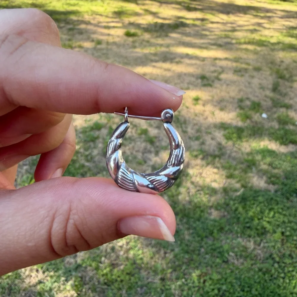 925 Sterling Silver Vintage Shrimp Style Woven Hoop Earrings